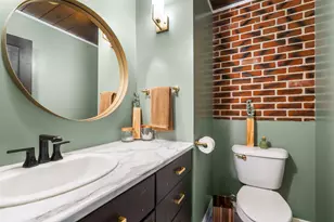 N89W15288 Jefferson Ave, Menomonee Falls, WI 53051 - Photo 25