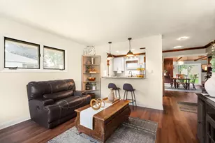 N89W15288 Jefferson Ave, Menomonee Falls, WI 53051 - Photo 5