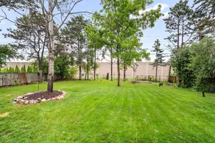 N89W15288 Jefferson Ave, Menomonee Falls, WI 53051 - Photo 33