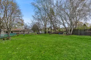 1006 13th Ave, Grafton, WI 53024 - Photo 43
