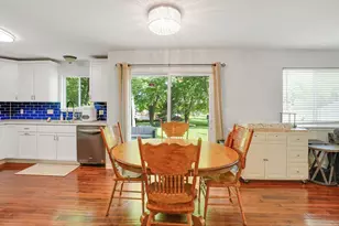 2549 Fox River Pkwy, Waukesha, WI 53189 - Photo 9