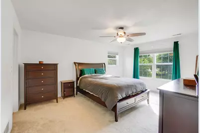2549  Fox River Pkwy, Waukesha, WI 53189 - Photo 17