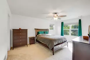 2549 Fox River Pkwy, Waukesha, WI 53189 - Photo 17