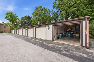 1646 S Carriage Ln #2, New Berlin, WI 53151 - Photo 13