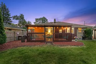 N89W15350 Cleveland Ave, Menomonee Falls, WI 53051 - Photo 27