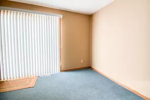 11634 W Dearbourn Ave, Wauwatosa, WI 53226 - Photo 19