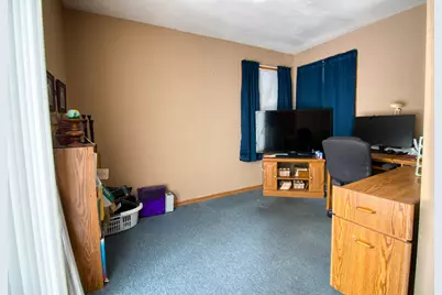 11634 W Dearbourn Ave, Wauwatosa, WI 53226 - Photo 9
