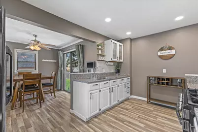 1704  Murray Ave, Waukesha, WI 53186 - Photo 7