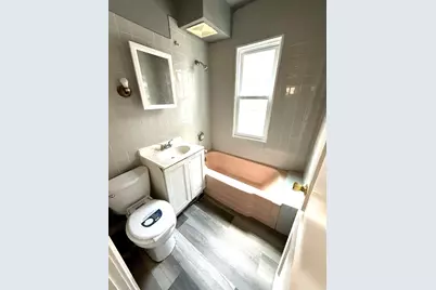 1323 S 37th St, Milwaukee, WI 53215 - Photo 7