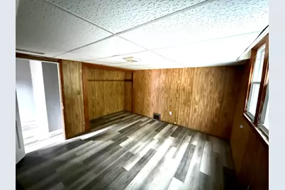 1323 S 37th St, Milwaukee, WI 53215 - Photo 13