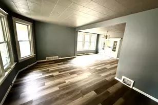 1323 S 37th St., Milwaukee, WI 53215 - Photo 5