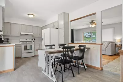 734  Juline Way, Onalaska, WI 54650 - Photo 9