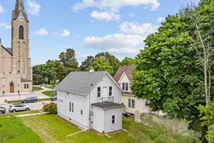 813 Huron Ave, Sheboygan, WI 53081 - Photo 23