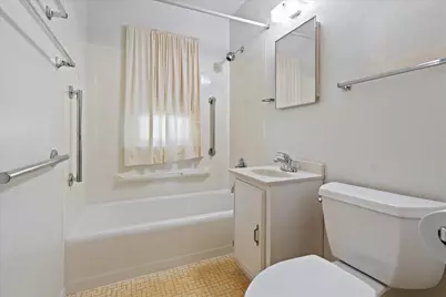 4714 W Howard Ave #4716, Milwaukee, WI 53220 - Photo 9