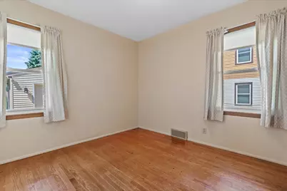4714 W Howard Ave #4716, Milwaukee, WI 53220 - Photo 11