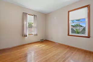 4714 W Howard Ave, Milwaukee, WI 53220 - Photo 17