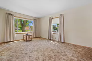 4714 W Howard Ave, Milwaukee, WI 53220 - Photo 7