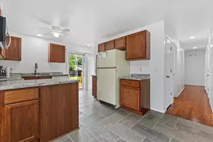 6902 Brian Dr, Racine, WI 53402 - Photo 7