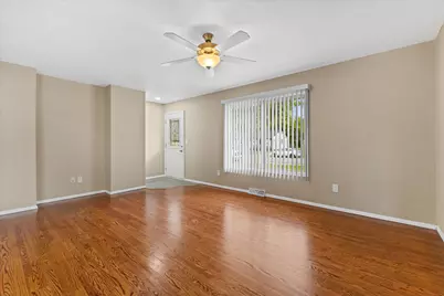 6902  Brian Dr, Racine, WI 53402 - Photo 3