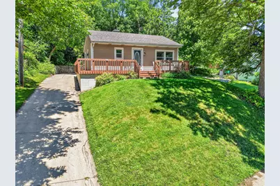 608 W Capitol Dr, Hartland, WI 53029 - Photo 43