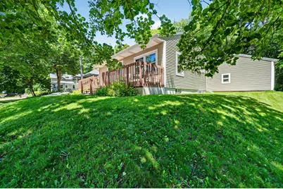 608 W Capitol Dr, Hartland, WI 53029 - Photo 35