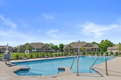 N28W25172  Parkway Ridge Cir #B, Pewaukee, WI 53072 - Photo 29