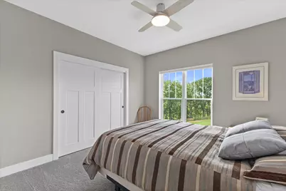 N28W25172  Parkway Ridge Cir #B, Pewaukee, WI 53072 - Photo 25