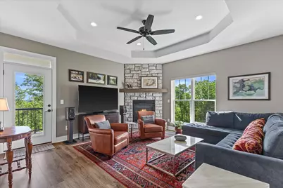 N28W25172  Parkway Ridge Cir #B, Pewaukee, WI 53072 - Photo 11