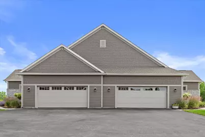 N28W25172  Parkway Ridge Cir #B, Pewaukee, WI 53072 - Photo 43