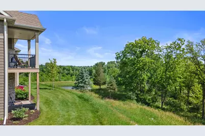 N28W25172  Parkway Ridge Cir #B, Pewaukee, WI 53072 - Photo 33