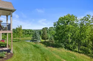 N28W25172 Pkwy Rdg Cir, Pewaukee, WI 53072 - Photo 33