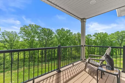 N28W25172  Parkway Ridge Cir #B, Pewaukee, WI 53072 - Photo 27