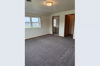 610 E Wisconsin St #610 1/2, Delavan, WI 53115 - Photo 13