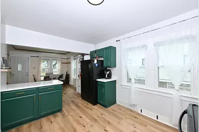 2025 S 71st St, West Allis, WI 53219 - Photo 11