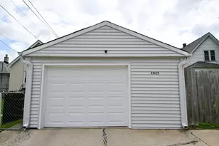2025 S 71st St, West Allis, WI 53219 - Photo 29