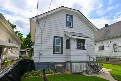 2025 S 71st St, West Allis, WI 53219 - Photo 31