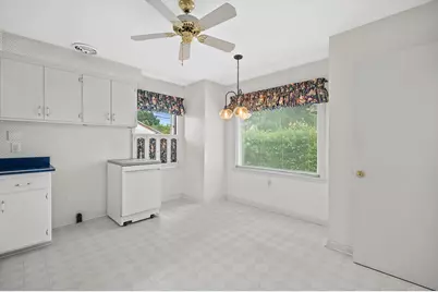 3762 N 73rd St, Milwaukee, WI 53216 - Photo 11