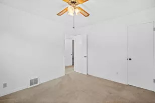 3762 N 73rd St, Milwaukee, WI 53216 - Photo 7