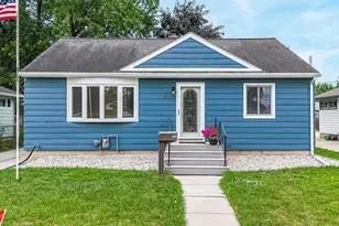 358 E Bank St, Fond du Lac, WI 54935 - Photo 1