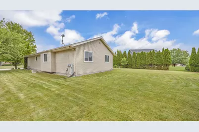 122  Foxglove Ln, Sheboygan Falls, WI 53085 - Photo 27