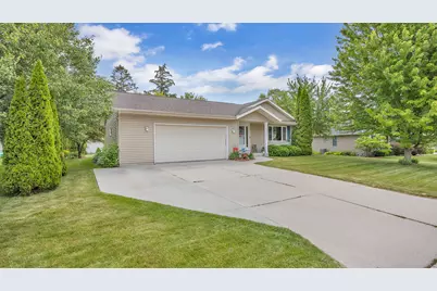 122  Foxglove Ln, Sheboygan Falls, WI 53085 - Photo 3
