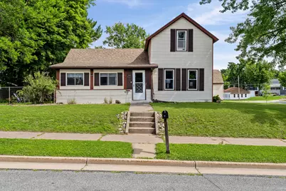 611  Monroe St, Onalaska, WI 54650 - Photo 29