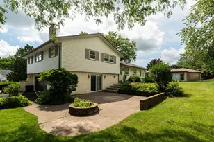 4514 Ridgecrest Dr, Racine, WI 53403 - Photo 3