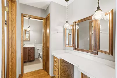 4514  Ridgecrest Dr, Racine, WI 53403 - Photo 17