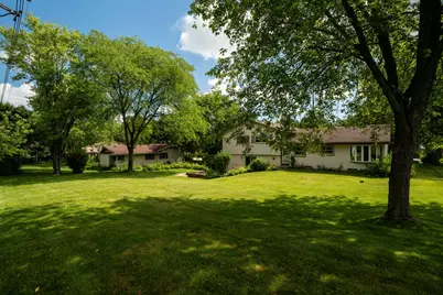 4514  Ridgecrest Dr, Racine, WI 53403 - Photo 27