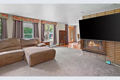 11337  Wilmot Rd, Pleasant Prairie, WI 53158 - Photo 5