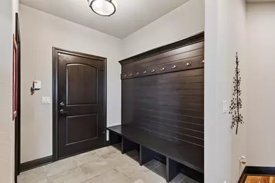 9860  Stonegate Rd, Cedarburg, WI 53012 - Photo 15
