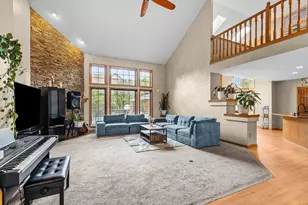 13600 W Eagle Trace, New Berlin, WI 53151 - Photo 5