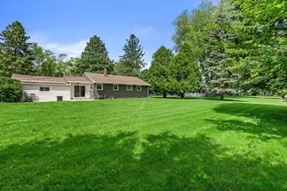 N64W14161  Lincoln Ln, Menomonee Falls, WI 53051 - Photo 29