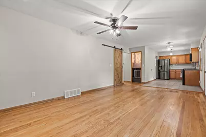 N64W14161  Lincoln Ln, Menomonee Falls, WI 53051 - Photo 5